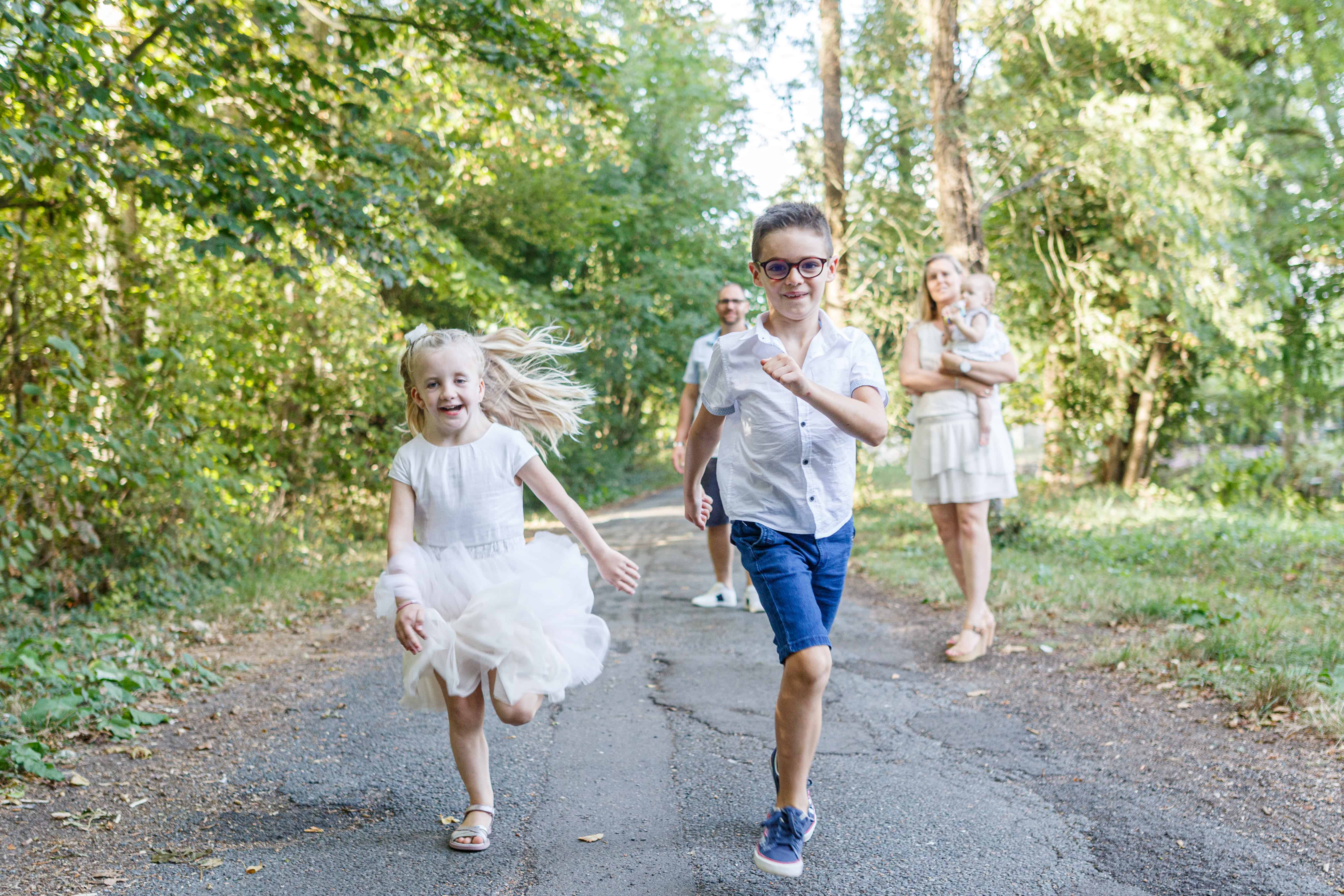 photo famille forêt