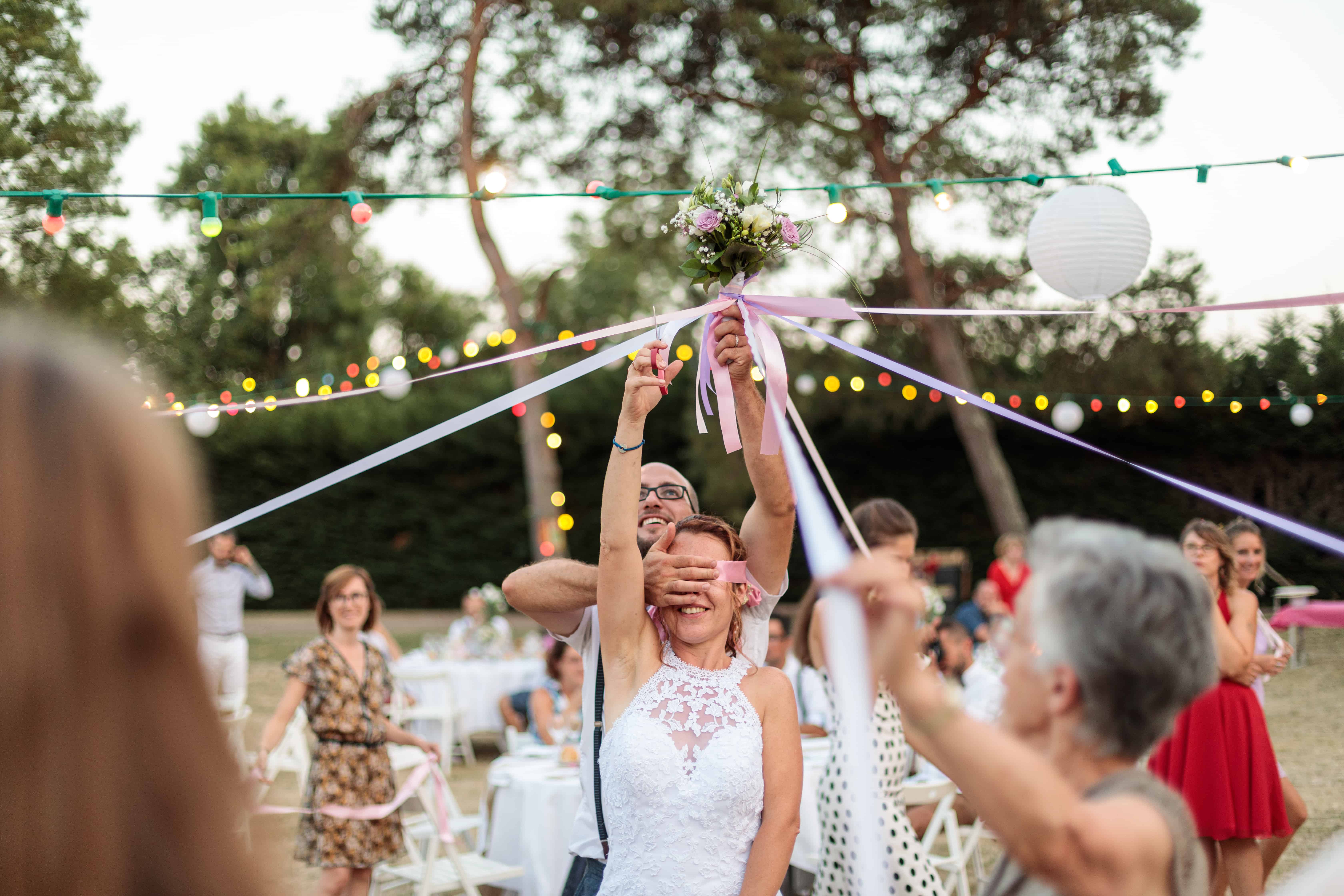 Mariage bouquet jeu du ruban Mariage bouquet jeu du ruban